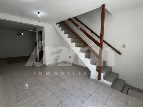 Depto Tipo Casa en Alquiler de 2 ambientes