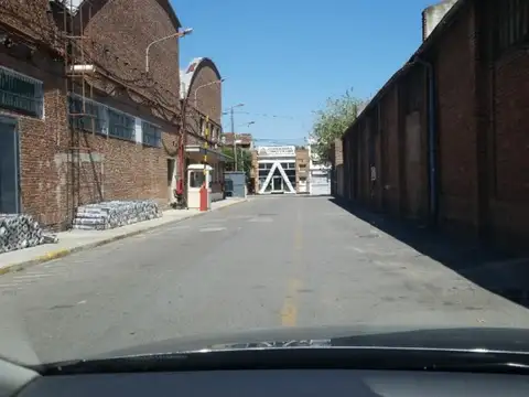 NAVES INDUSTRIALES ID GALPONES DE /3000/900 M2