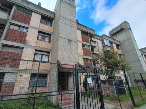 DEPARTAMENTO EN VENTA * BARRIO CASINO * 32