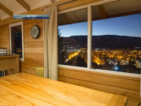 Casa 5 ambientes con 3 baños