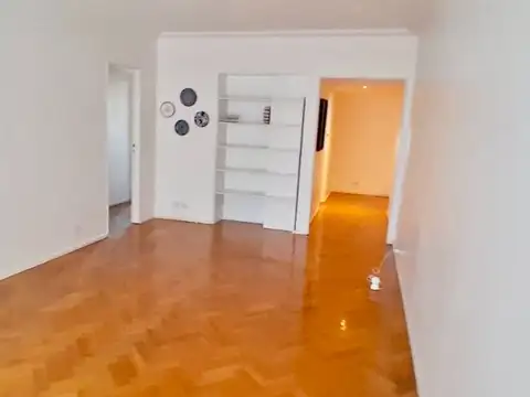 3 AMBIENTES PISO ALTO EN CERRITO COCHERA BAULERA