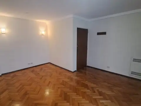 Tomas Manuel Dr. Anchorena 1450 , Piso 1