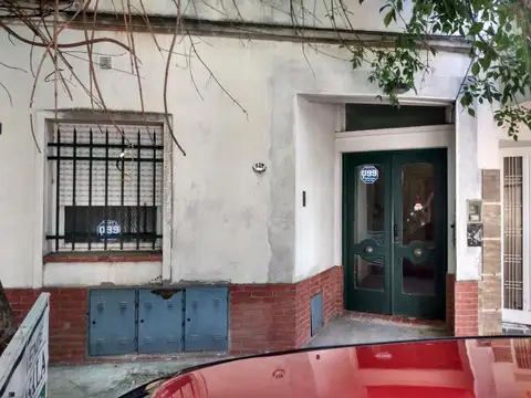 DTO. 2 AMBIENTES SIN EXPENSAS CASTELAR SUR 200 MTS ESTACION