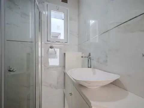 Hipólito Yrigoyen 3600