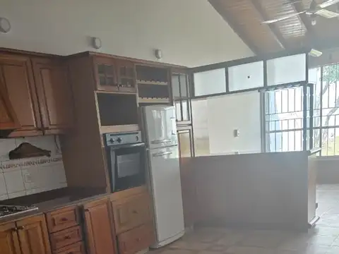 Casa en Alquiler en Villa del Parque, USD 4.000