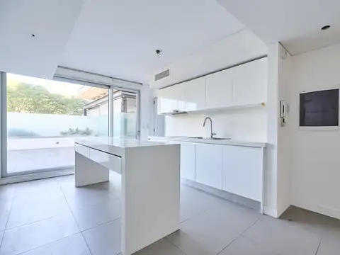 Venta Departamento 3 ambientes con cochera y baulera en complejo Alrio