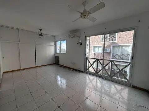 SAN ISIDRO - LA CALABRIA - MONOAMBIENTE  - EXPENSAS BAJAS