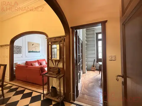 Depto Tipo Casa en Alquiler de 4 dormitorios