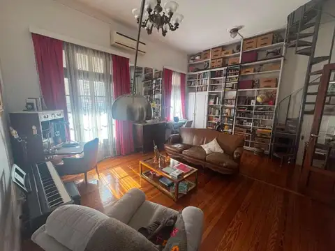Depto Tipo Casa en Venta de 4 ambientes