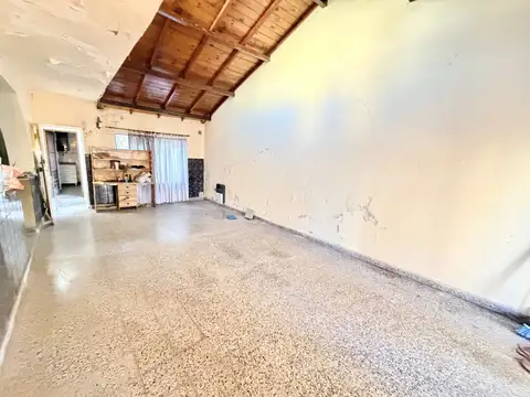 Casa 3 ambientes con 2 baños