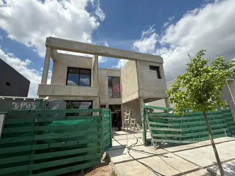 Araucarias - Puertos del Lago Puert