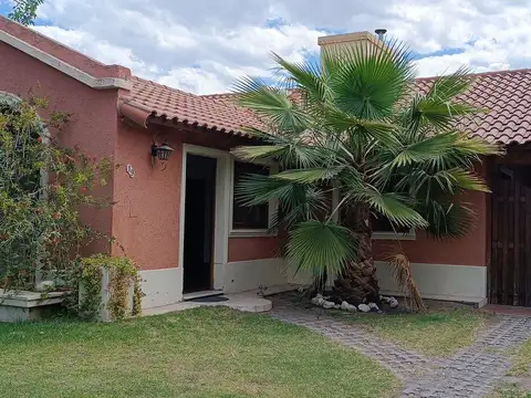 Casa en Venta en Lujan De Cuyo, $ 220.000