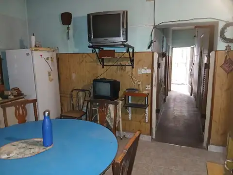 Casa 5 ambientes con 1 baño