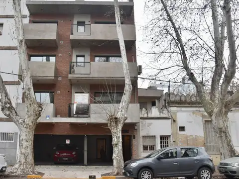 VENTA MONOAMBIENTE CON PATIO ECHESORTU