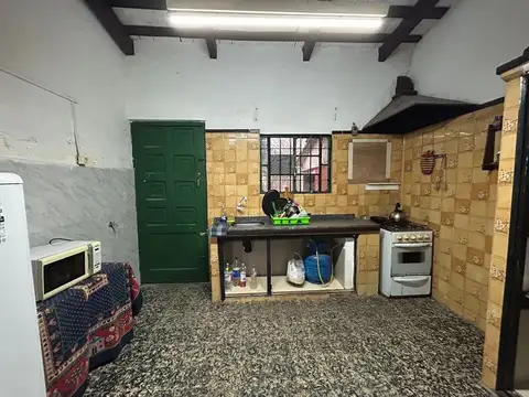 Venta casa 2 dormitorios y garage en Santa Lucía