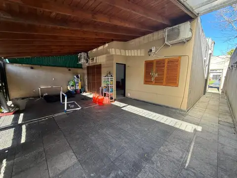 Casa en Venta en Remedios De Escalada, USD 170.000