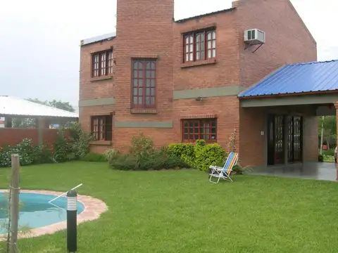 Casa en Paso de la Patria