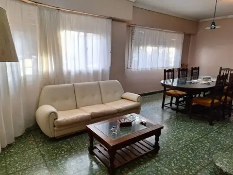 Casa - Venta - Argentina, Morón - PERON, JUAN D., PTE. 999