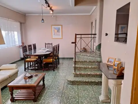 Casa en Venta en Villa Sarmiento, USD 165.000