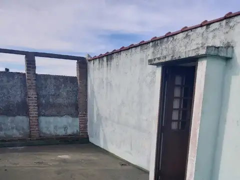 Calle 25 de Mayo 700