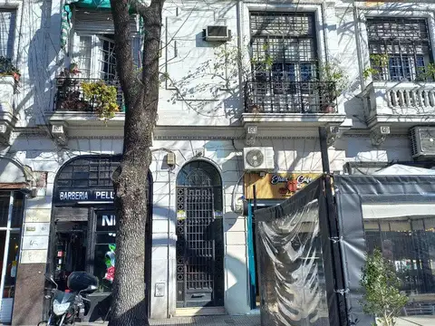 PH 2 Amb y Medio. Luminoso, 2do Piso X Escalera