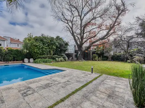 Casa en Alquiler de 4 dormitorios