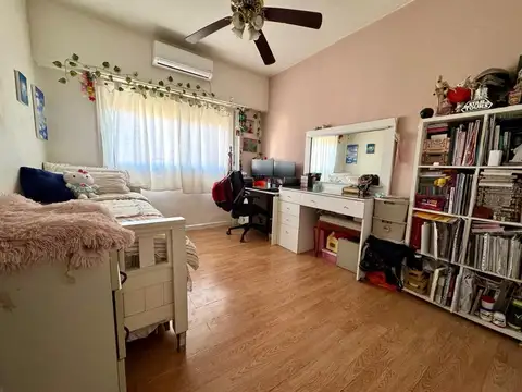 Venta PH. 4 amb, Olivos, Vte. Lopez Apto Cred.