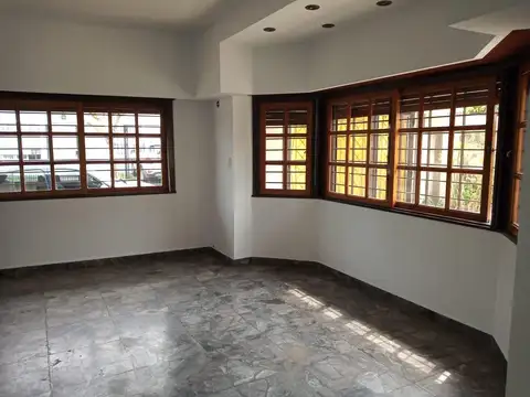 Casa en Venta en Ramos Mejía, USD 250.000