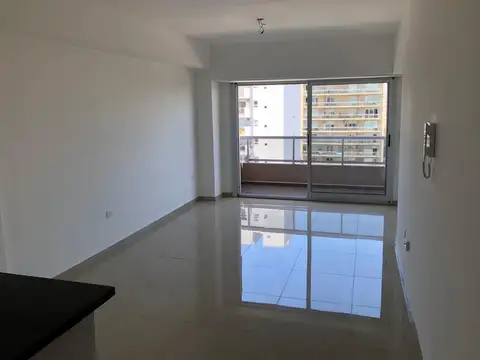 Carlos A. Lopez  al 3200