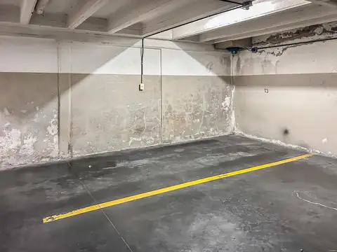 COCHERA CUBIERTA FIJA - VENTA - INGRESO POR RAMPA - LAS CAÑITAS