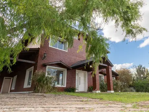 Casa en Venta en Roldan, USD 275.000