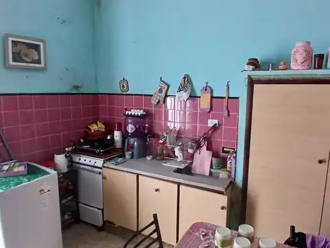 Casa 3 ambientes con 2 baños