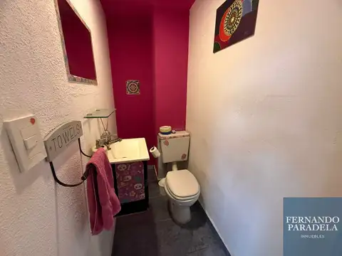 Casa en Venta con 2 cocheras