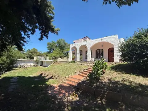 CASA EN VENTA EN VILLA DEL LAGO, A METROS DE RUTA 38 
