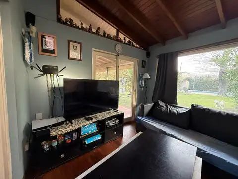 CASA DE 5 AMB EN LOS ANGELES VILLAGE APTO CREDITO