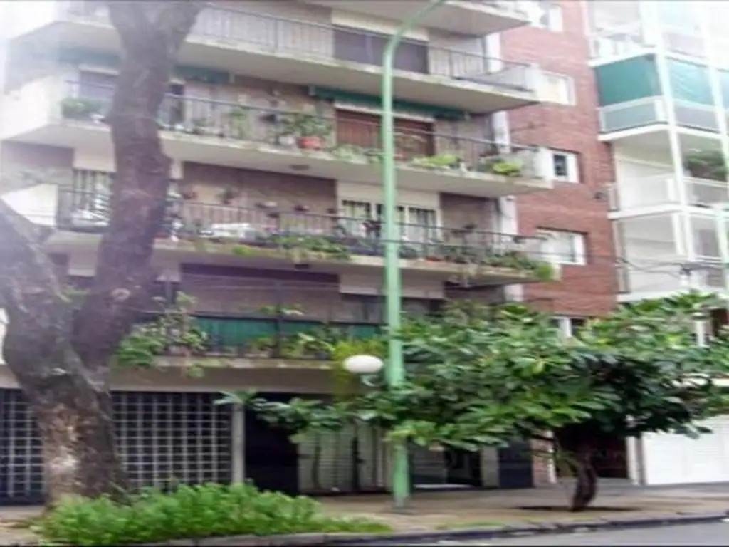 ACUÑA DE FIGUEROA 1200