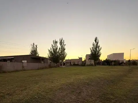 Terreno en Venta en Laguna Azul, USD 18.000