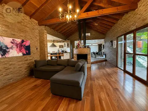 Casa en Venta en City Bell, Partido de La Plata