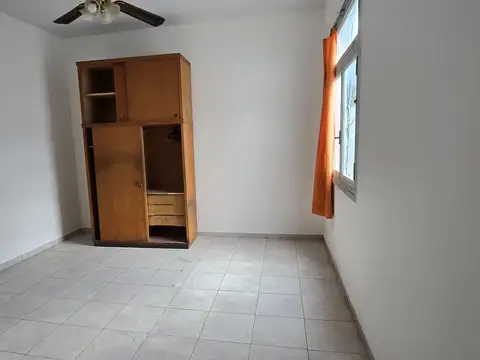 Bacacay 2400, Piso 1