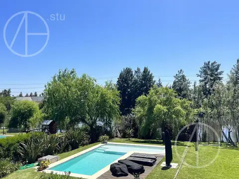 Casa en Venta en El Encuentro, USD 680.000