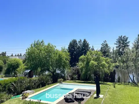 Casa en Venta en El Encuentro, USD 680.000