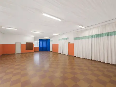 Salón + Depto en Calle 17 (O) N° 343. Gral Pico