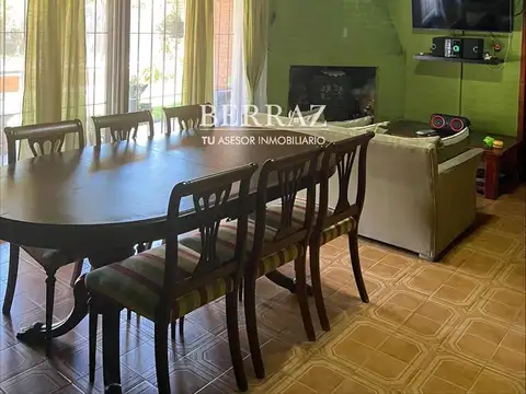 Casa venta 4 ambientes en barrio Montecarlo Pilar lote de 360 m2