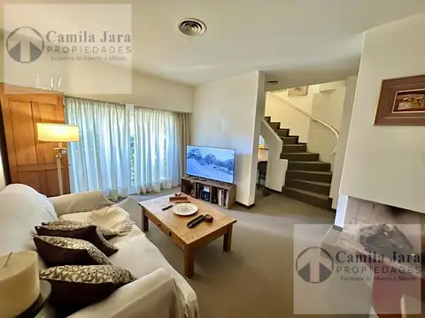 Depto Tipo Casa en Venta con 1 cocheras