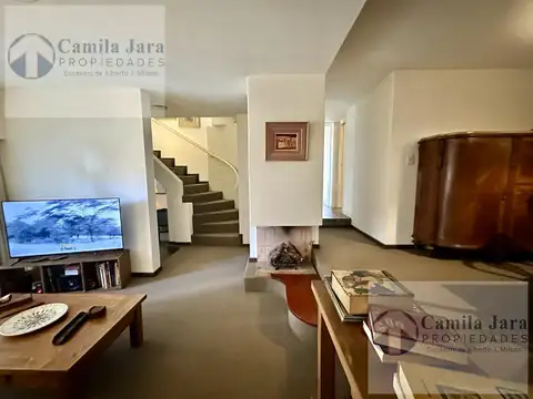 Depto Tipo Casa en Venta 40 años