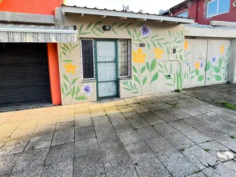 Local en Alquiler en Barrio Libertad, $ 1.800.000