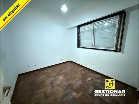 Pres Tgrl Juan Domingo Peron 2800, Piso 3