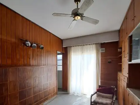 3 ambientes a metros del parque urbano y plaza Italia