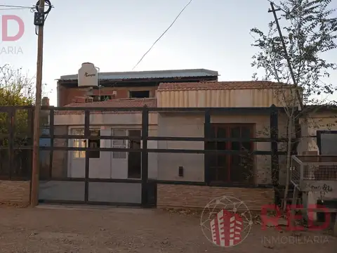 VENDE CASA EN CENTENARIO IDEAL PARA INVERSION