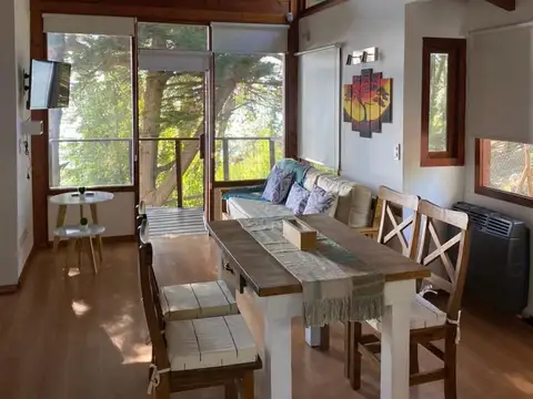 Casa + 3 cabañas Vista al Lago Av.Bustillo km 21